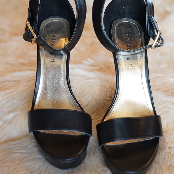 Madden Girl 8.5 - Picture 5 of 5